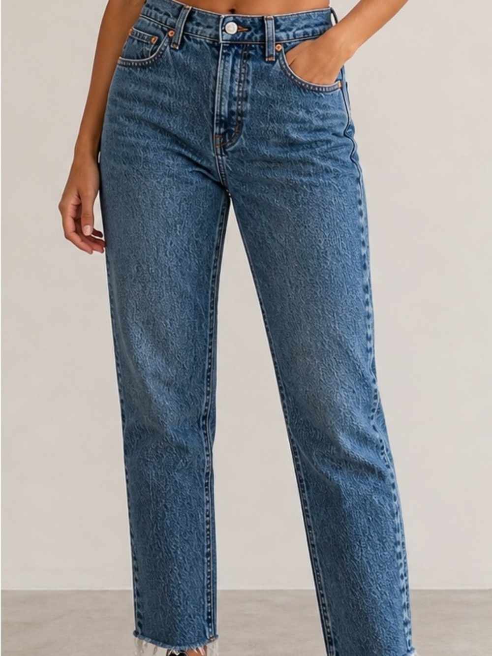 Madewell Straight Leg Jeans in Medium Blue Wash